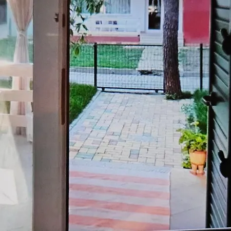 Marea Apartament Golem (Tirana)